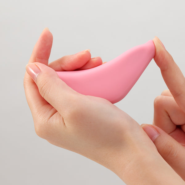 iroha+ RINGOTORI Nadeshiko Color 產品實拍,柔軟矽膠材質,展現舒適親膚觸感,適合輕柔按摩