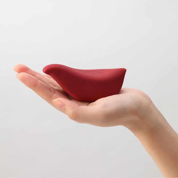 iroha+ RINGOTORI 蘋果鳥 – 與手掌大小對比,輕巧便攜,單手握持設計,輕鬆操作