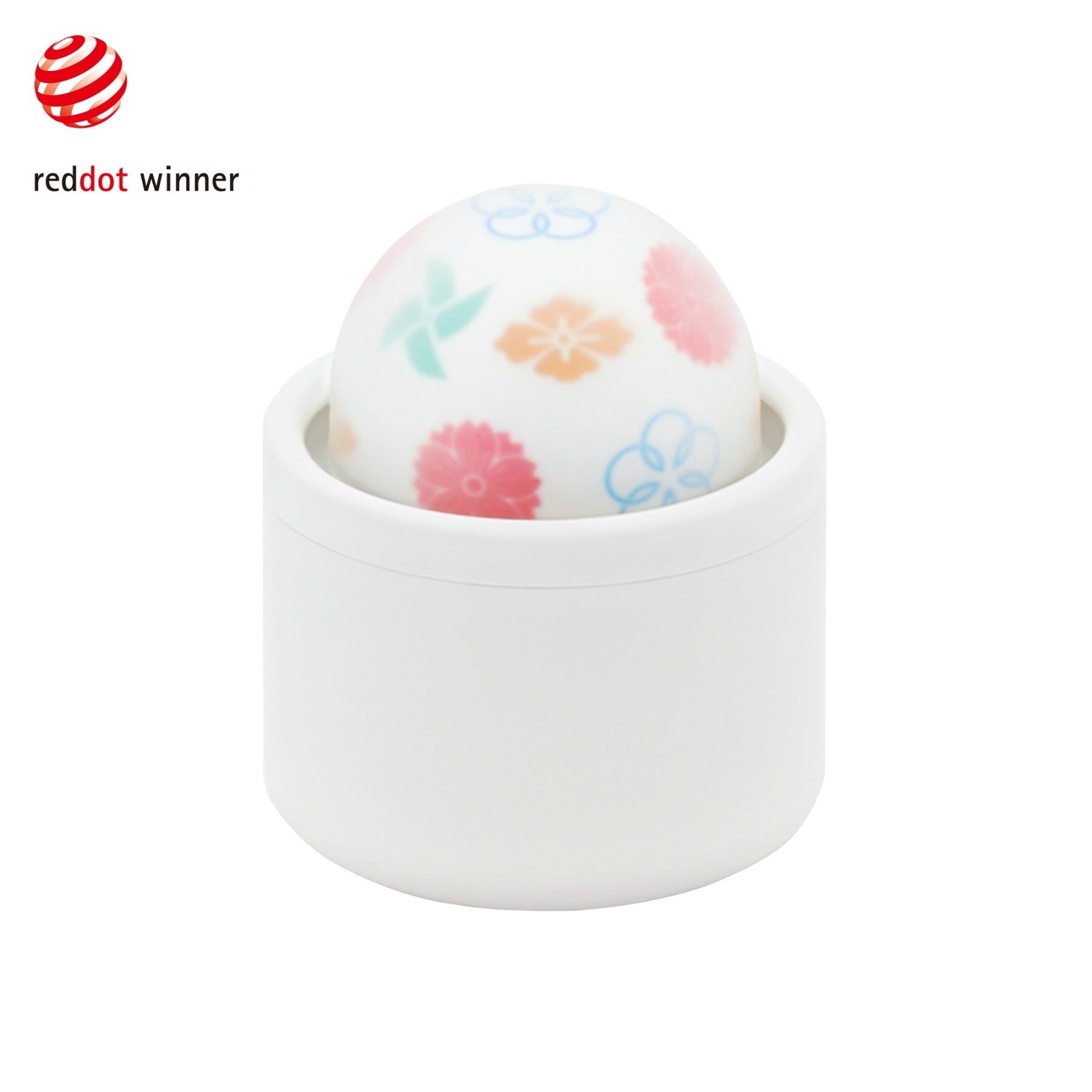 iroha temari KAZE 風情 震動按摩器,獲得 reddot 設計大獎,極簡日式風格