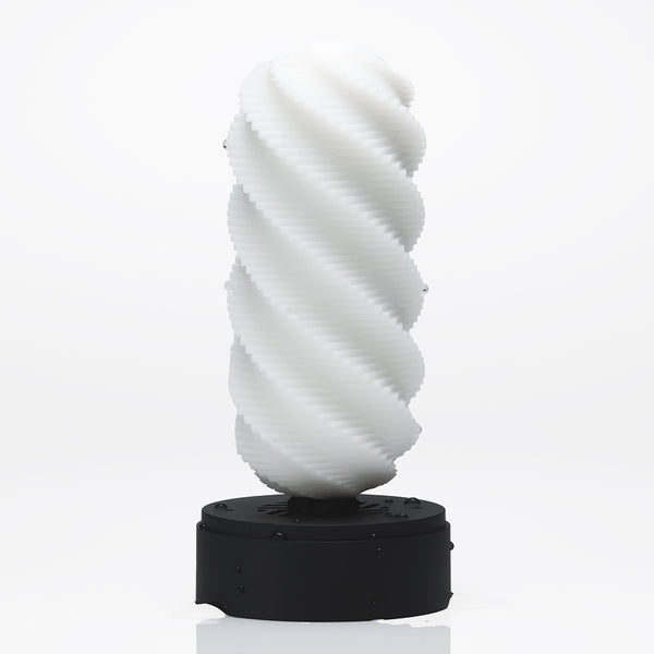 TENGA 3Dx SPIRAL 立體螺旋紋路設計展示,層層細齒結構與厚實啫喱材質