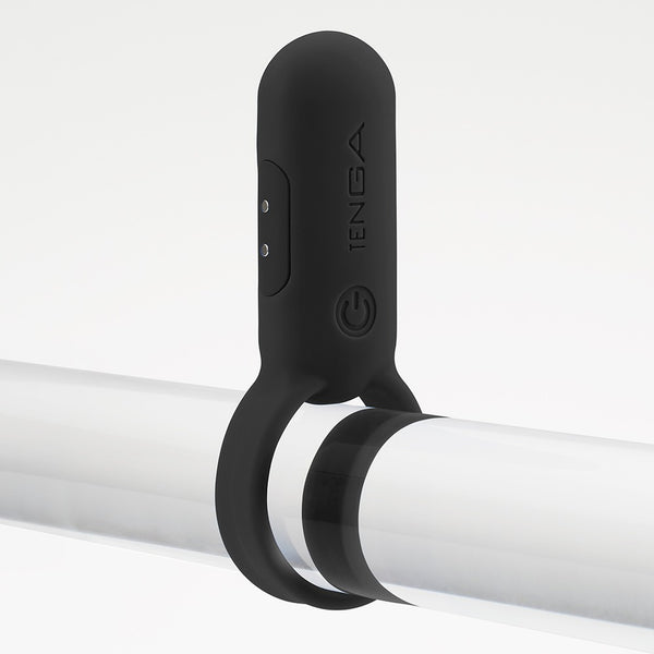 TENGA paiRING BLACK 黑色情侶環佩戴示意