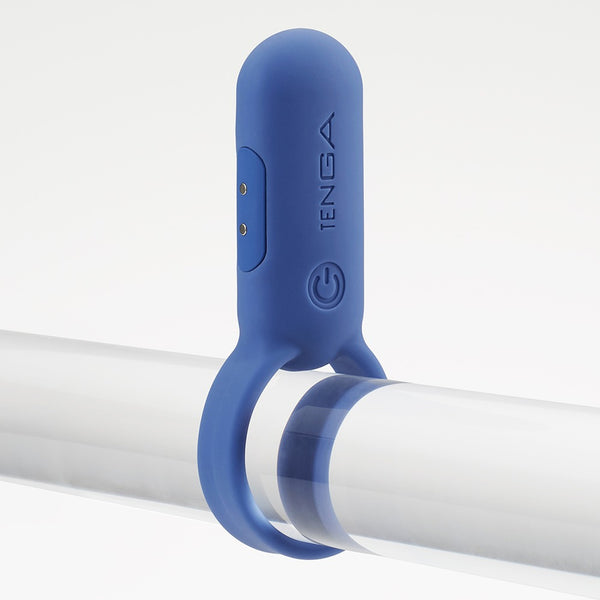 TENGA paiRING INDIGO 靛藍色情侶環佩戴示意