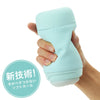 Tenga Puffy Mint Green,手握展示,柔軟材質與輕盈設計,提供舒適手感
