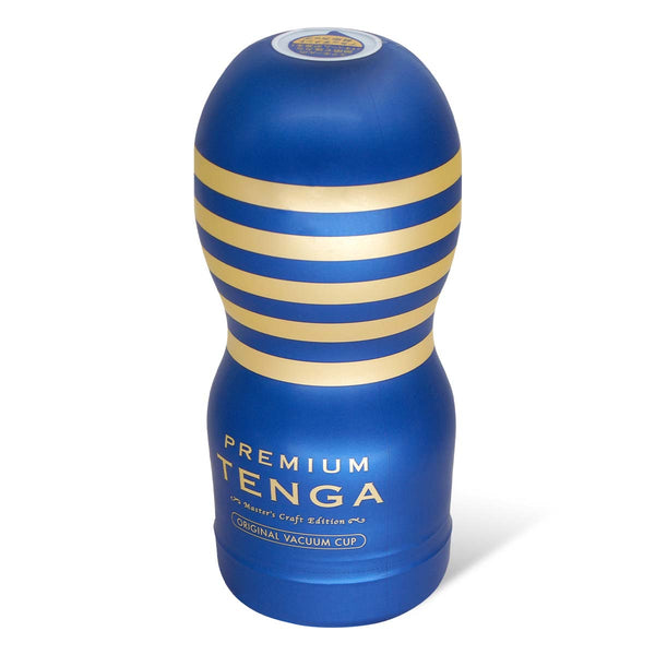 PREMIUM TENGA Original Vacuum Cup 飛機杯 立體展示，強調其頂級材質與高端外觀設計。